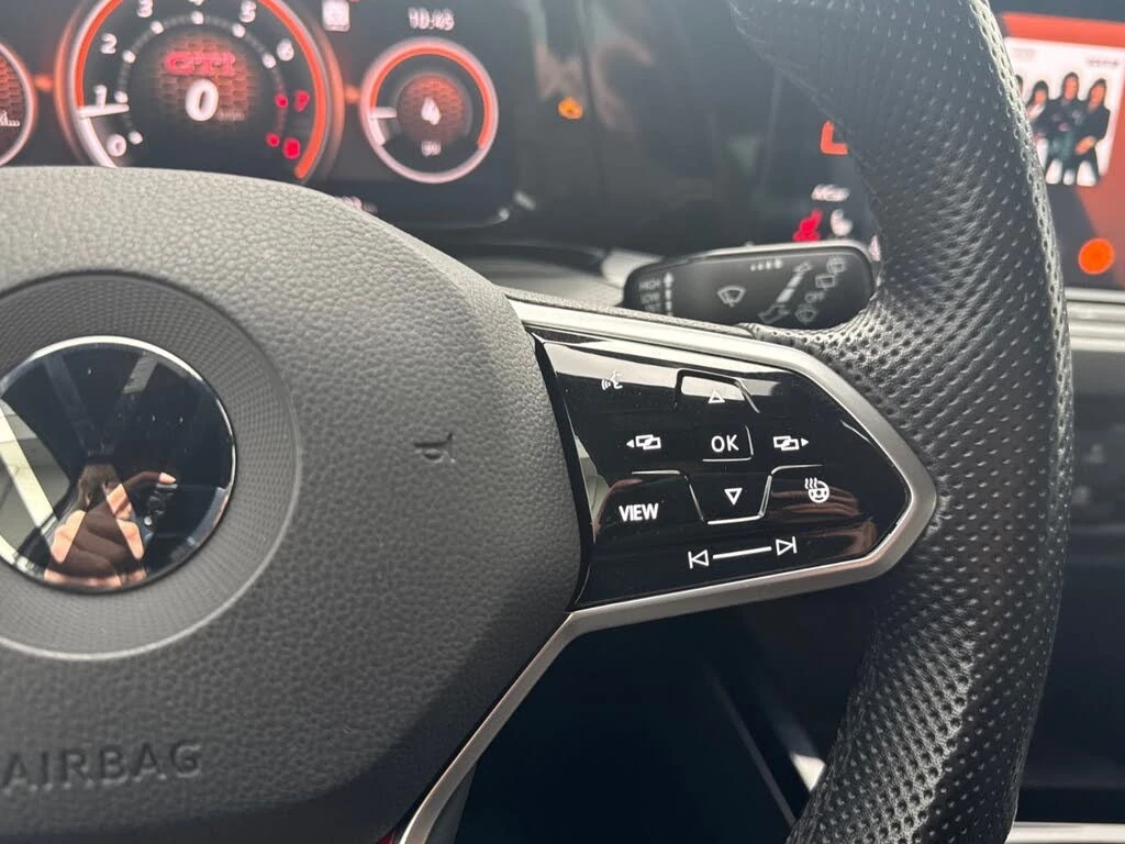 VW Golf GTI 2.0T Autobahn/Kамера/Следене на ленти, снимка 11 - Автомобили и джипове - 54529422