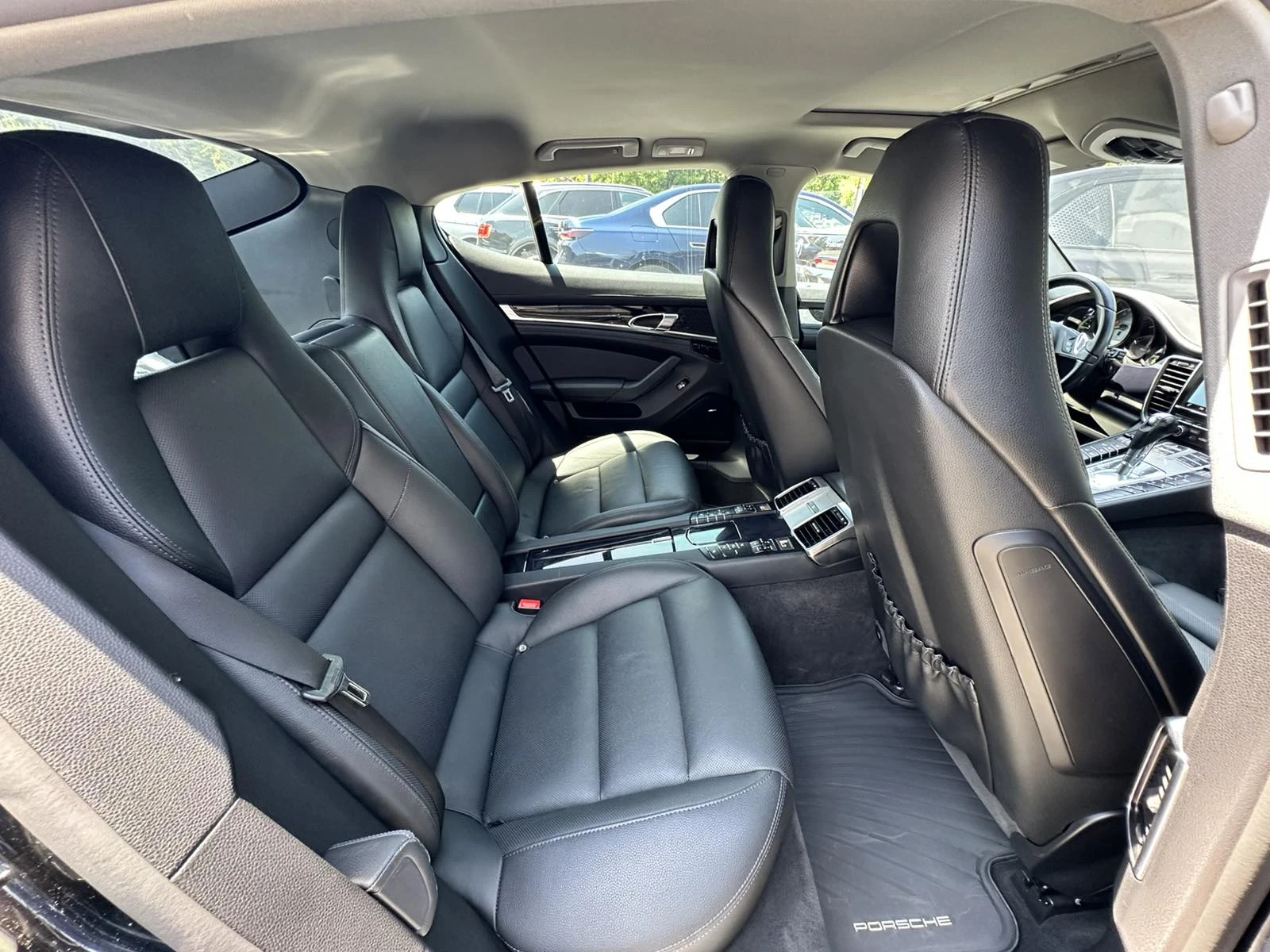 Porsche Panamera S e-hybrid /BOSE/ CAMERA/ , снимка 15 - Автомобили и джипове - 54853163