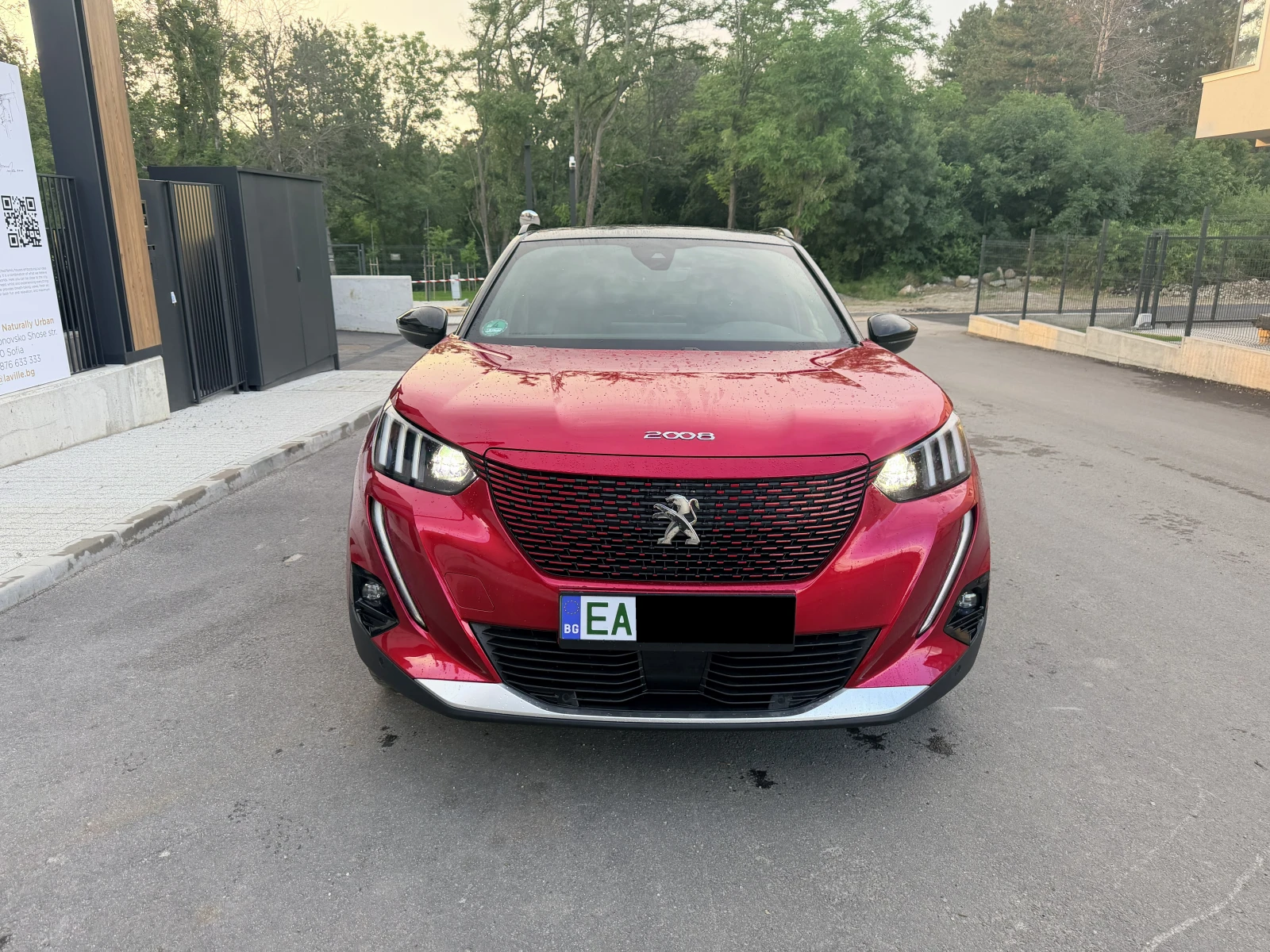 Peugeot 2008  GT , снимка 2 - Автомобили и джипове - 54904122