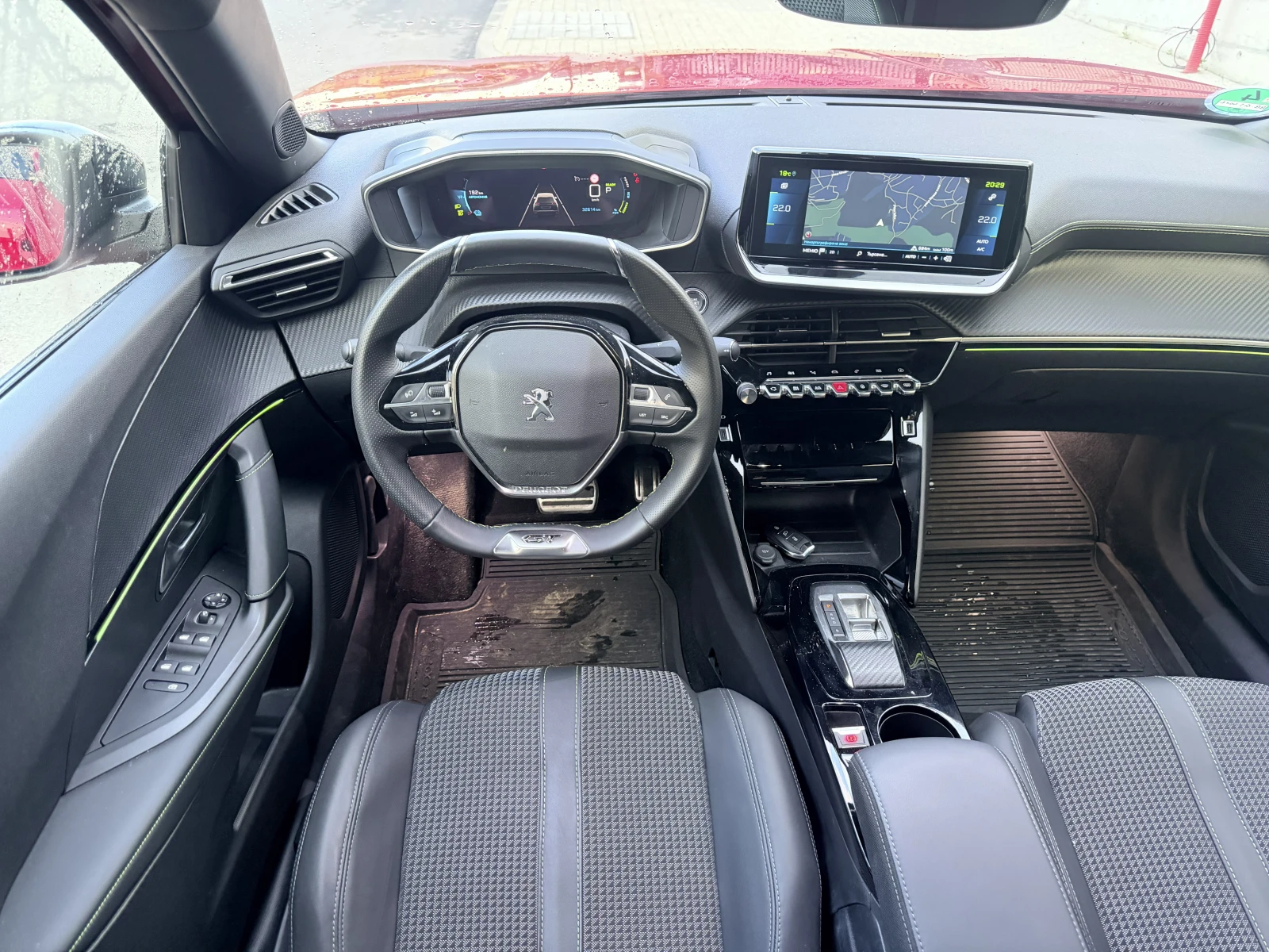 Peugeot 2008  GT , снимка 9 - Автомобили и джипове - 54904122
