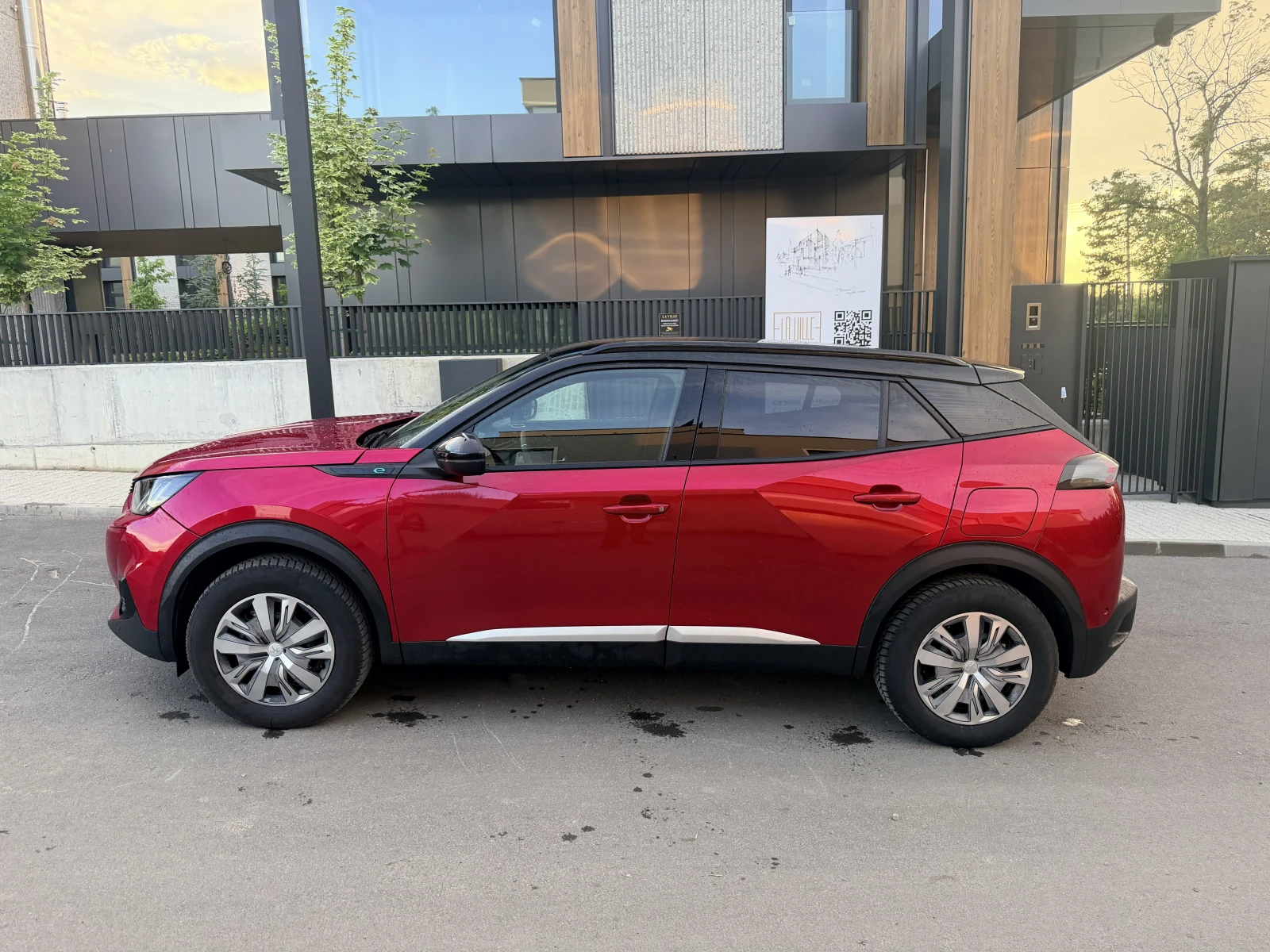 Peugeot 2008  GT , снимка 3 - Автомобили и джипове - 54904122