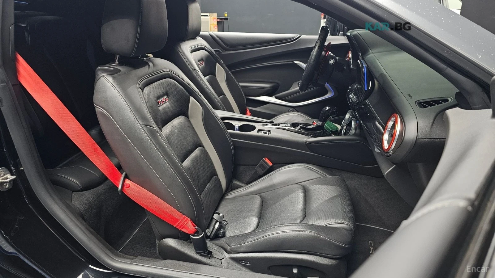 Chevrolet Camaro SS* 6.2* КОЖА* ПОДГРЕВ* ОБДУХВАНЕ* ПАНО* НАВИ* КАМ, снимка 11 - Автомобили и джипове - 55234790
