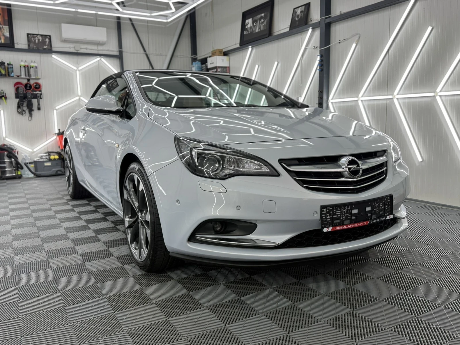 Opel Astra 1.6T!, снимка 2 - Автомобили и джипове - 55400052
