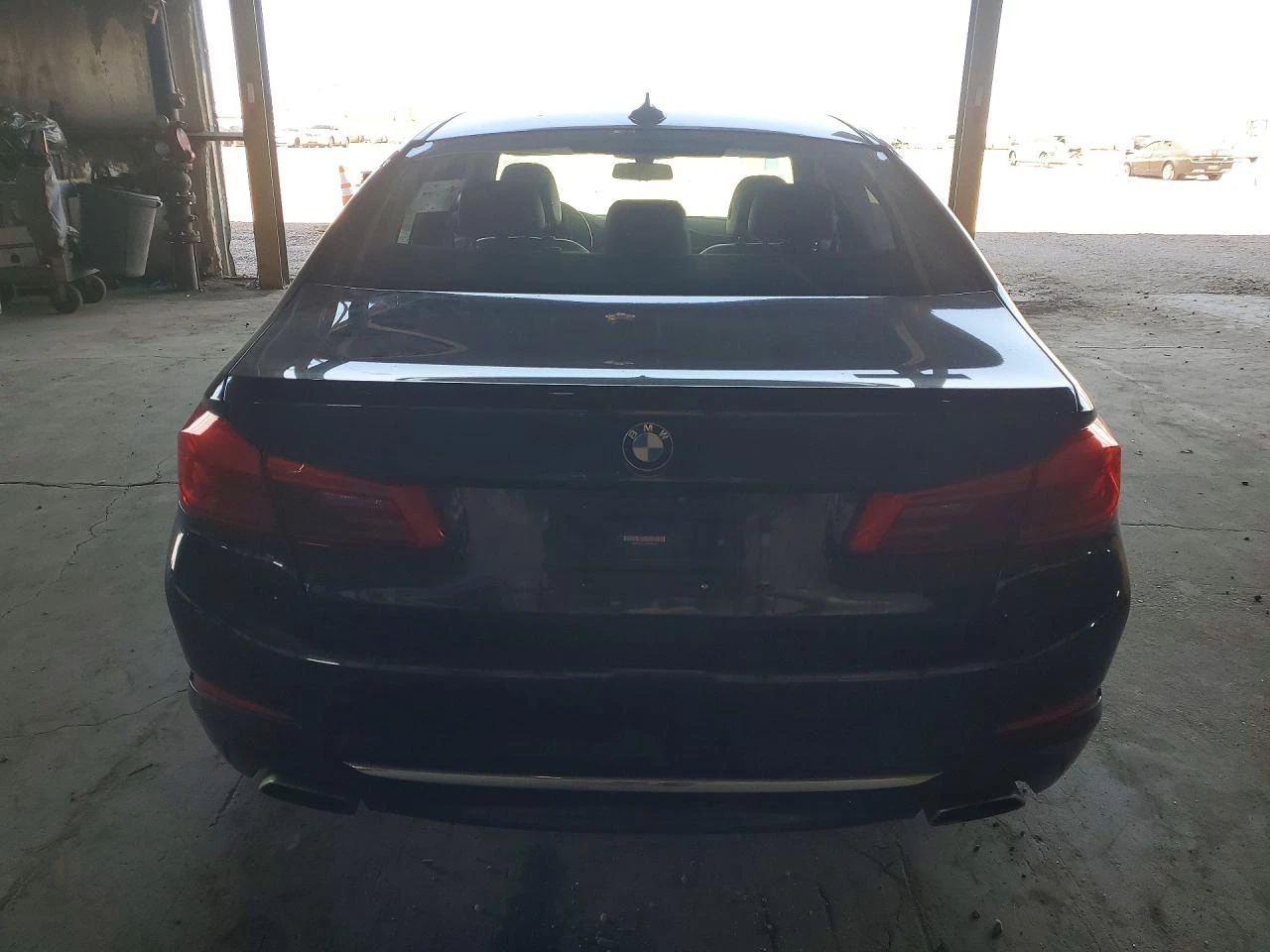 BMW 540 xDrive| AMBIENT| KEYLESS| PANO| МЪРТВА ТОЧKA| CAM, снимка 6 - Автомобили и джипове - 55429612