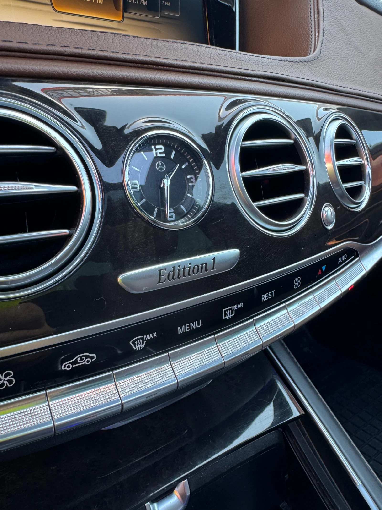 Mercedes-Benz S 550 Long 138000km !!! Перфектна Без Аналог, снимка 17 - Автомобили и джипове - 55569494