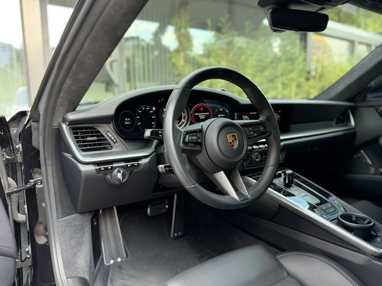 Porsche 911 TURBO S/992.1/AKRAPOVIC/BURM, снимка 7 - Автомобили и джипове - 55579127