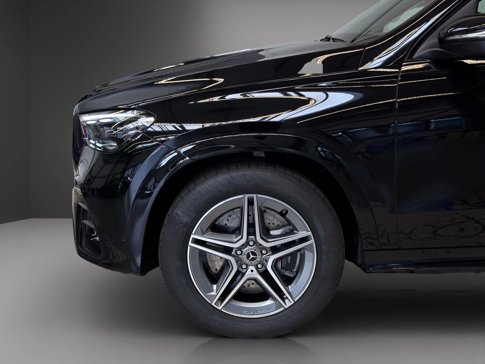 Mercedes-Benz GLE 450 d / AMG / BURM / NIGHT/ PANO/ HUD/ 360/ MULTIB, снимка 9 - Автомобили и джипове - 55783908