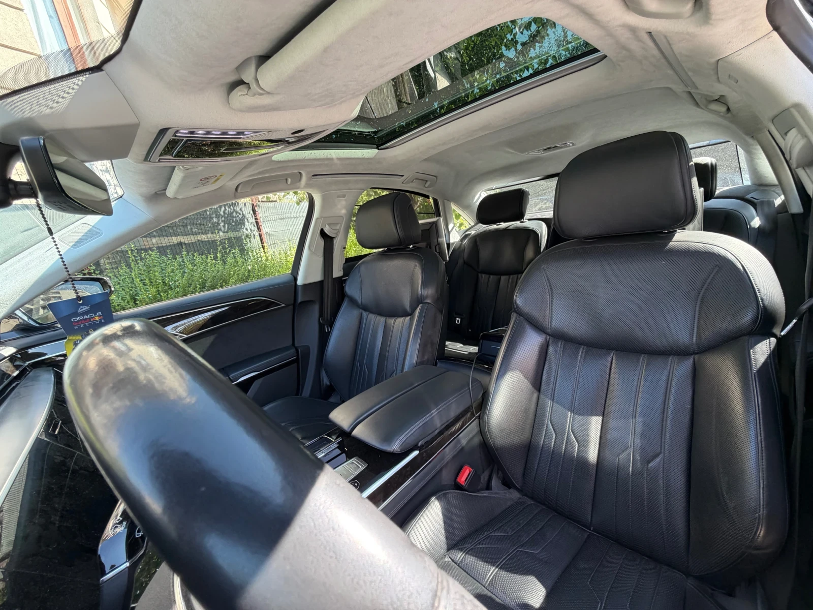Audi A8, снимка 6 - Автомобили и джипове - 55842018