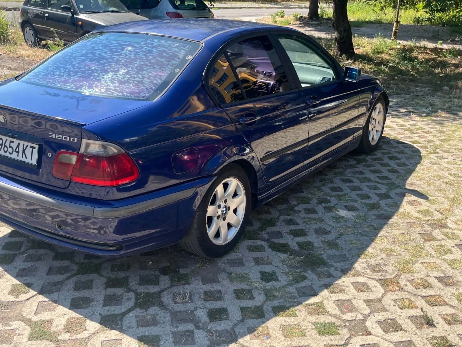 BMW 320, снимка 3 - Автомобили и джипове - 55853418