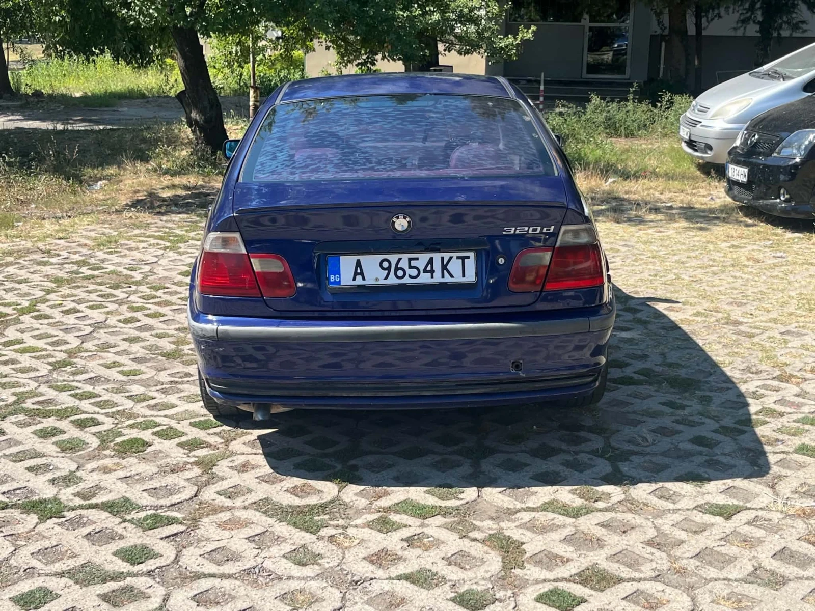BMW 320, снимка 2 - Автомобили и джипове - 55853418