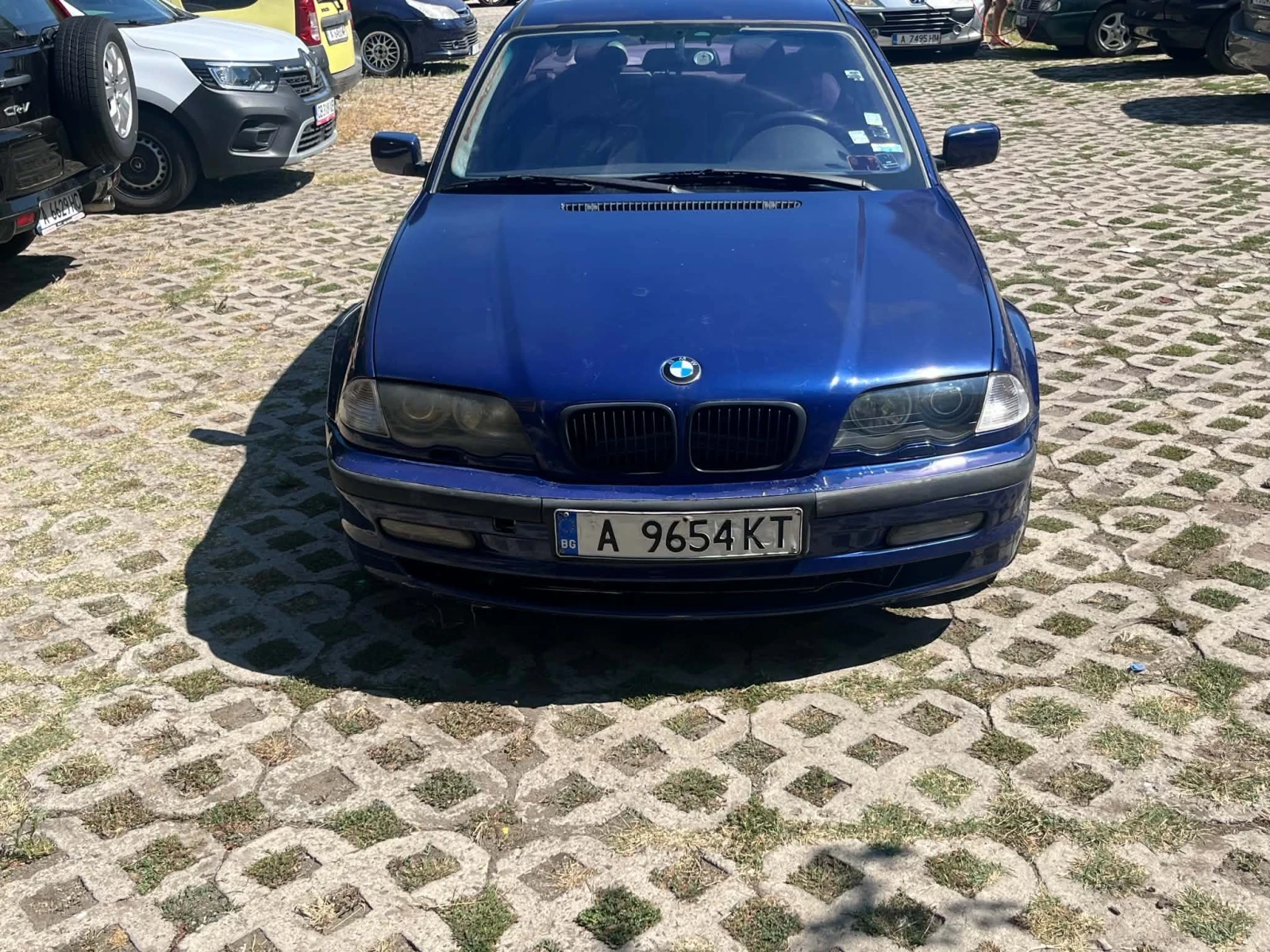 BMW 320, снимка 11 - Автомобили и джипове - 55853418