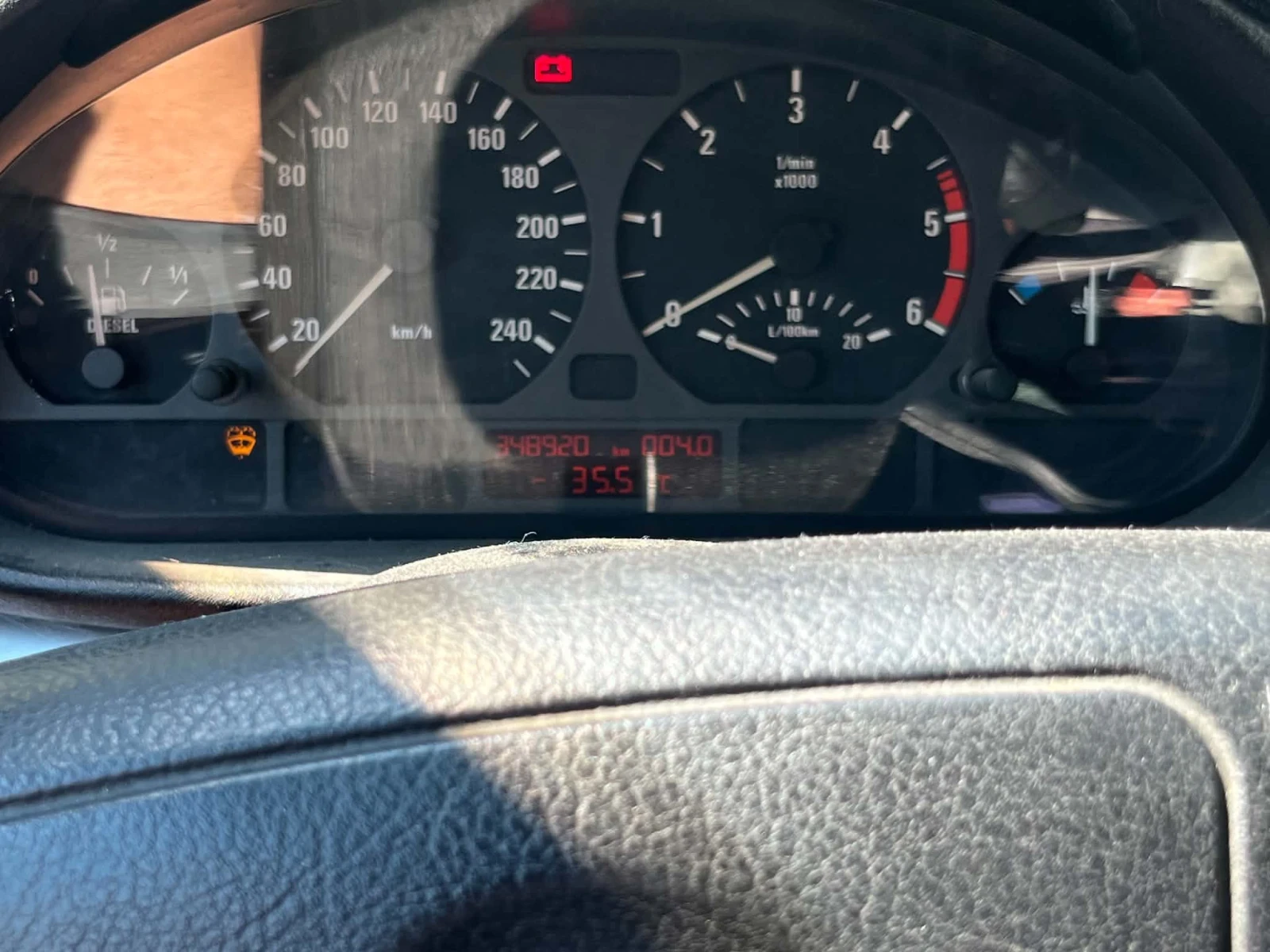 BMW 320, снимка 4 - Автомобили и джипове - 55853418