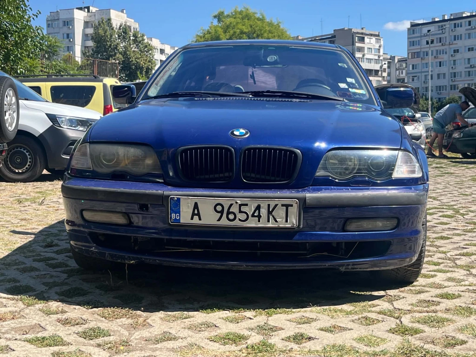 BMW 320, снимка 10 - Автомобили и джипове - 55853418