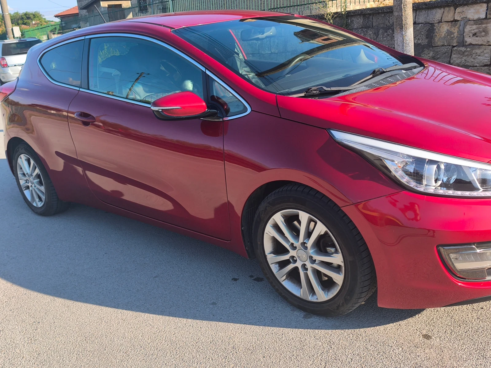 Kia Ceed, снимка 2 - Автомобили и джипове - 56163603