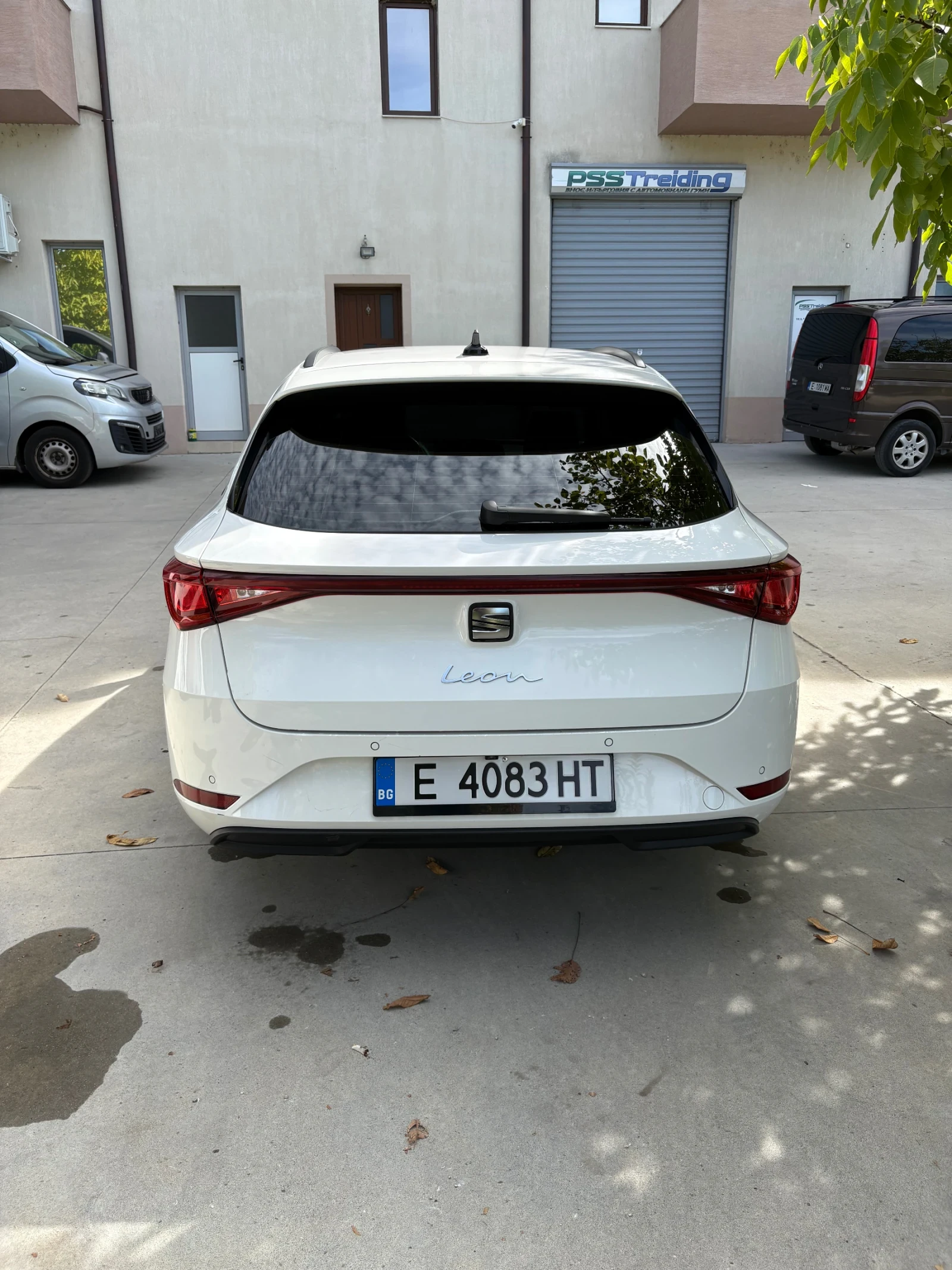 Seat Leon, снимка 5 - Автомобили и джипове - 56330386