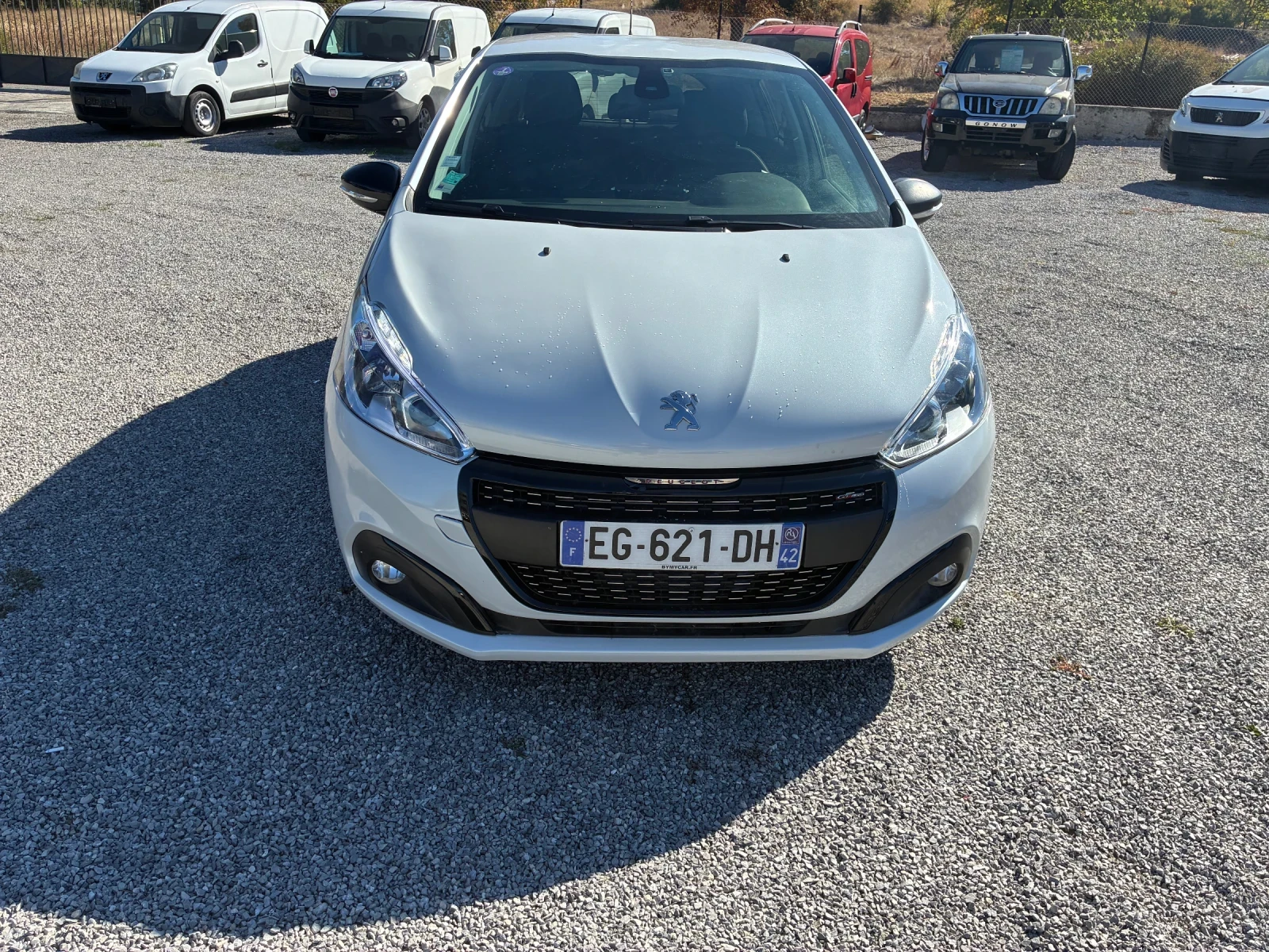 Peugeot 208 1.2 AUTOMATIC 