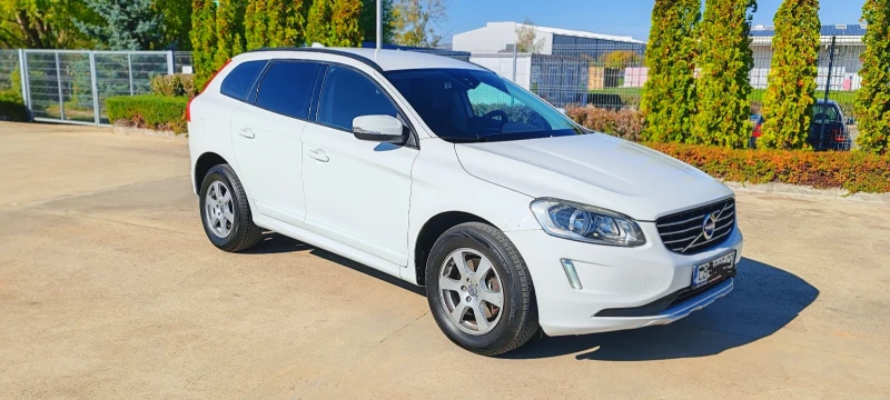 Volvo XC60 2.0 D , снимка 4 - Автомобили и джипове - 47645716