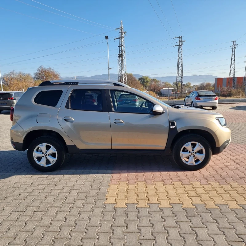 Dacia Duster 1.5 , снимка 6 - Автомобили и джипове - 47846382