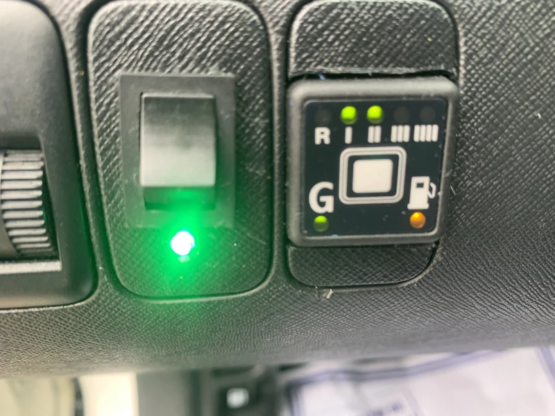 Honda Cr-v 2.0I/4x4 газ/бензин, снимка 13 - Автомобили и джипове - 52140363