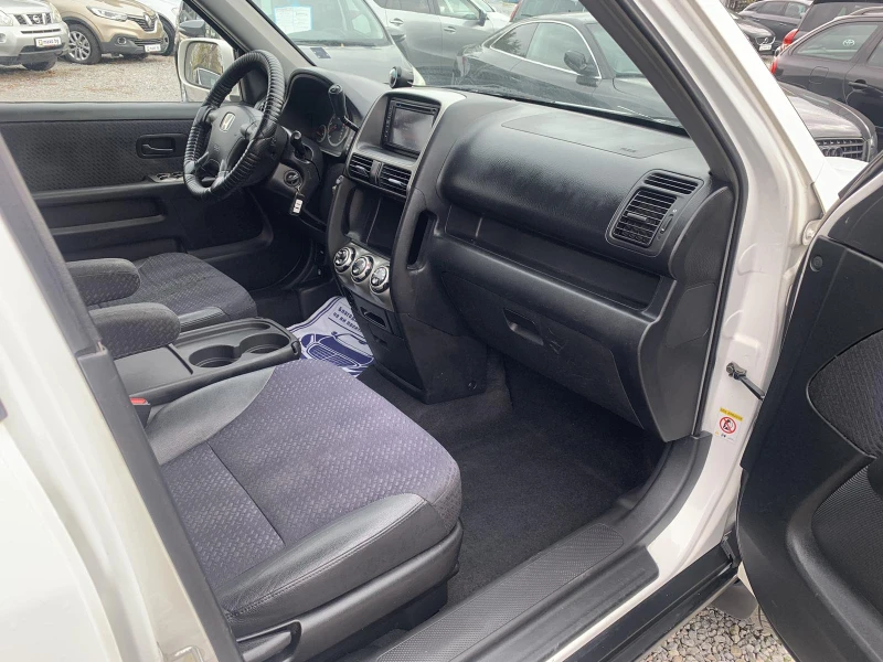 Honda Cr-v 2.0I/4x4 газ/бензин, снимка 11 - Автомобили и джипове - 52140363