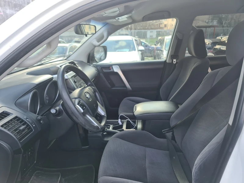 Toyota Land cruiser 3, 0d, ШВЕЙЦАРИЯ, снимка 11 - Автомобили и джипове - 52939653