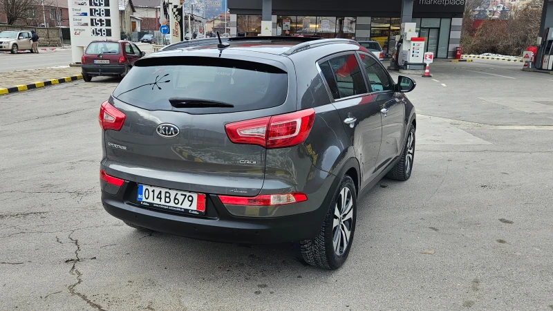 Kia Sportage 2.0 4X4/KOJA/NAVIG/PANORAMA/6skorosti, снимка 5 - Автомобили и джипове - 53090798