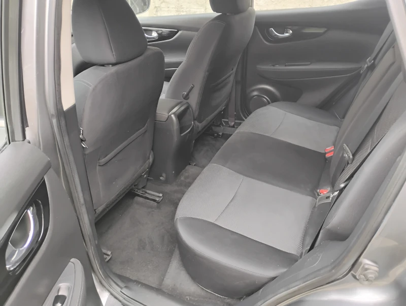 Nissan Qashqai 1, 2 DIG EURO6, снимка 10 - Автомобили и джипове - 53412320