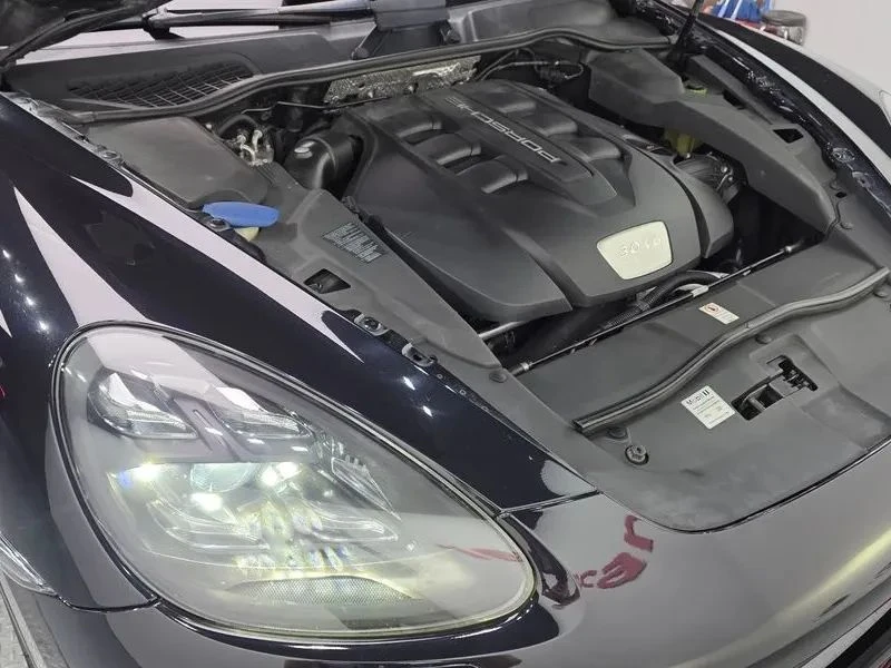 Porsche Cayenne, снимка 6 - Автомобили и джипове - 56724873