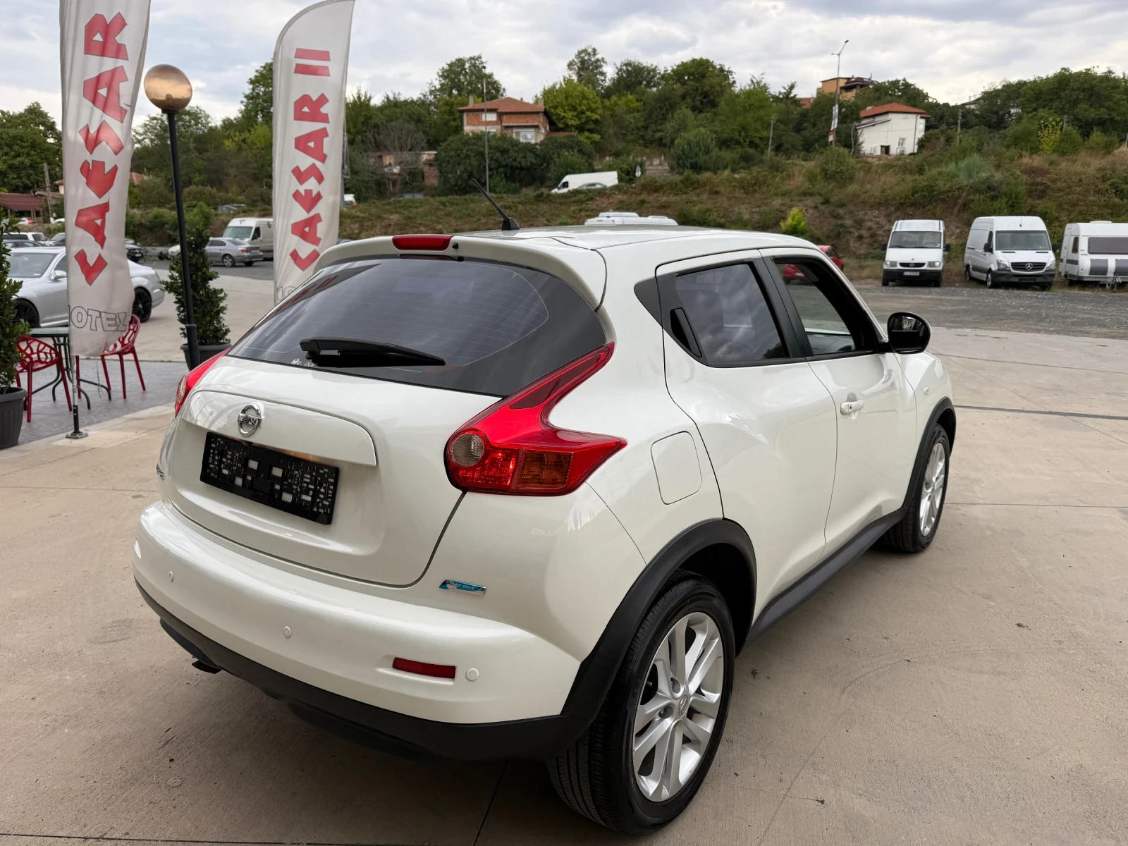 Nissan Juke Автоматик/Навигация/Шибедах/Уникат - изображение 6