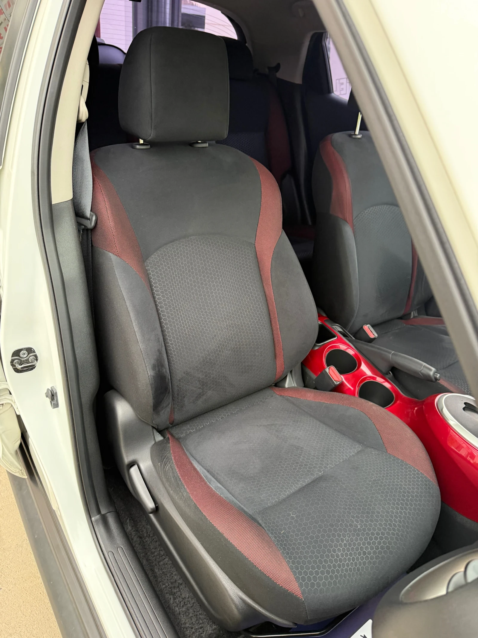 Nissan Juke Автоматик/Навигация/Шибедах/Уникат - изображение 9