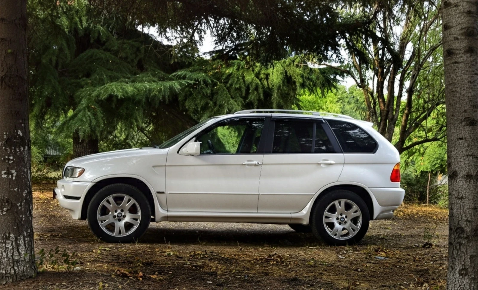 BMW X5 3.0i  - изображение 7