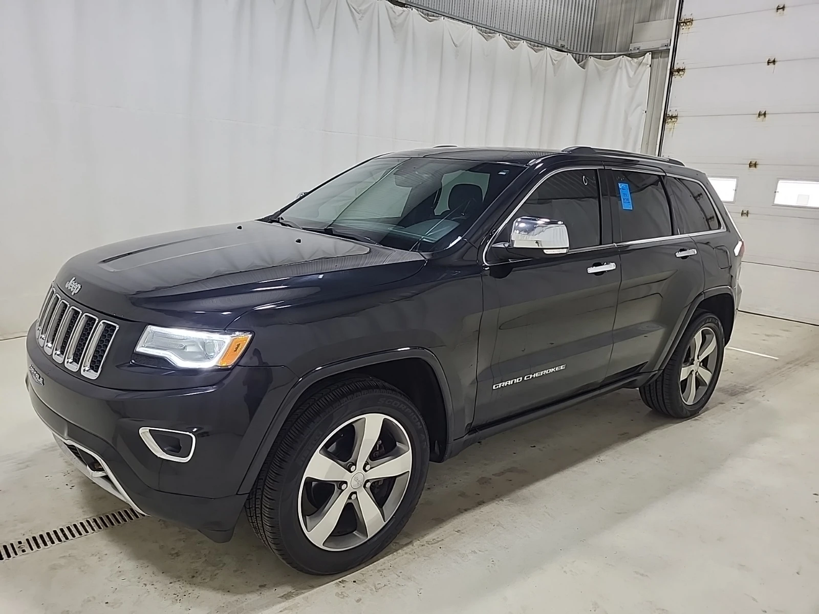 Jeep Grand cherokee Overland - изображение 2