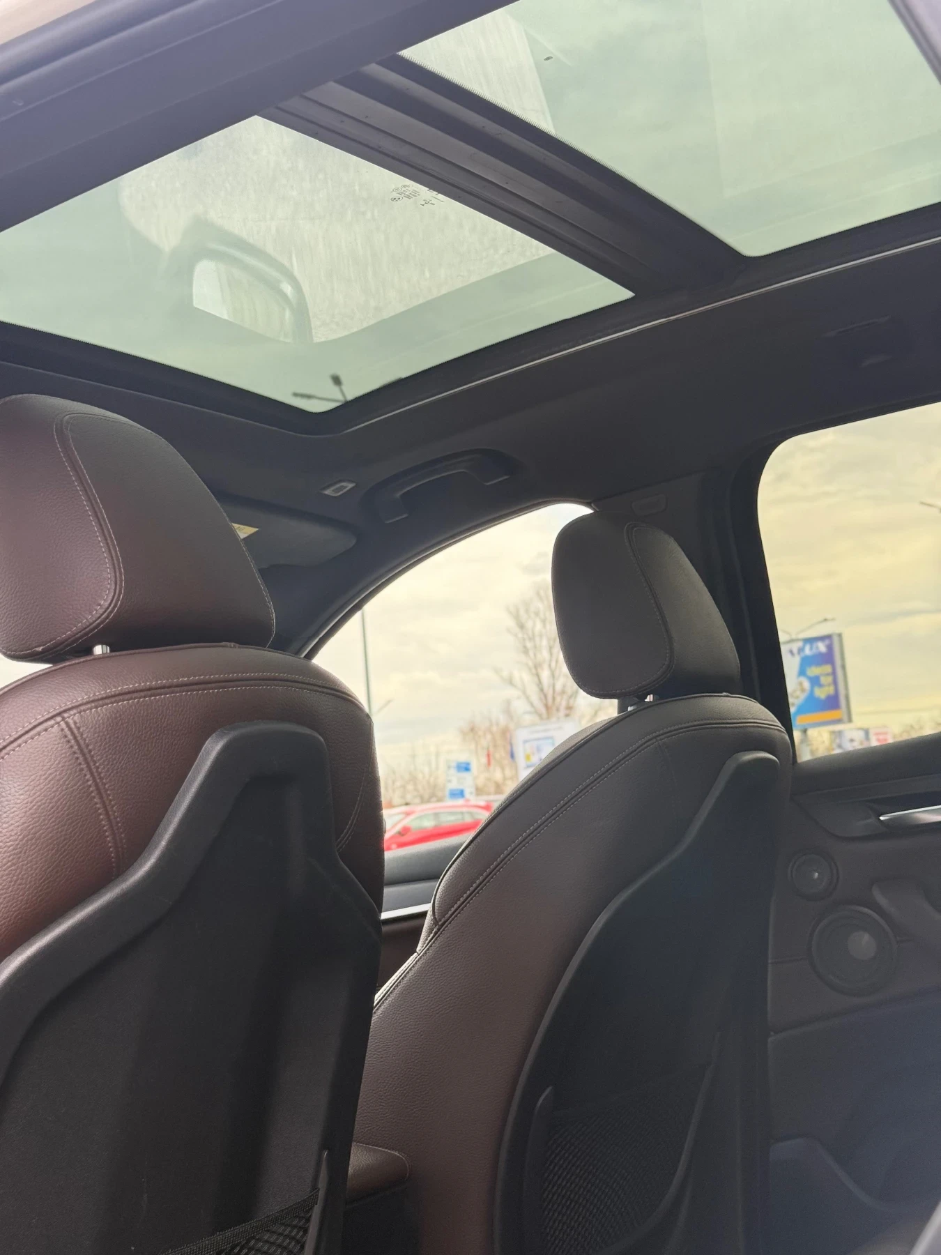 BMW X1 ФЕЙС ЛИФТ /ШВЕЙЦАРИЯ/ М-ПАКЕТ / ФУЛЛ ЕКСТРИ!, снимка 15 - Автомобили и джипове - 53724428