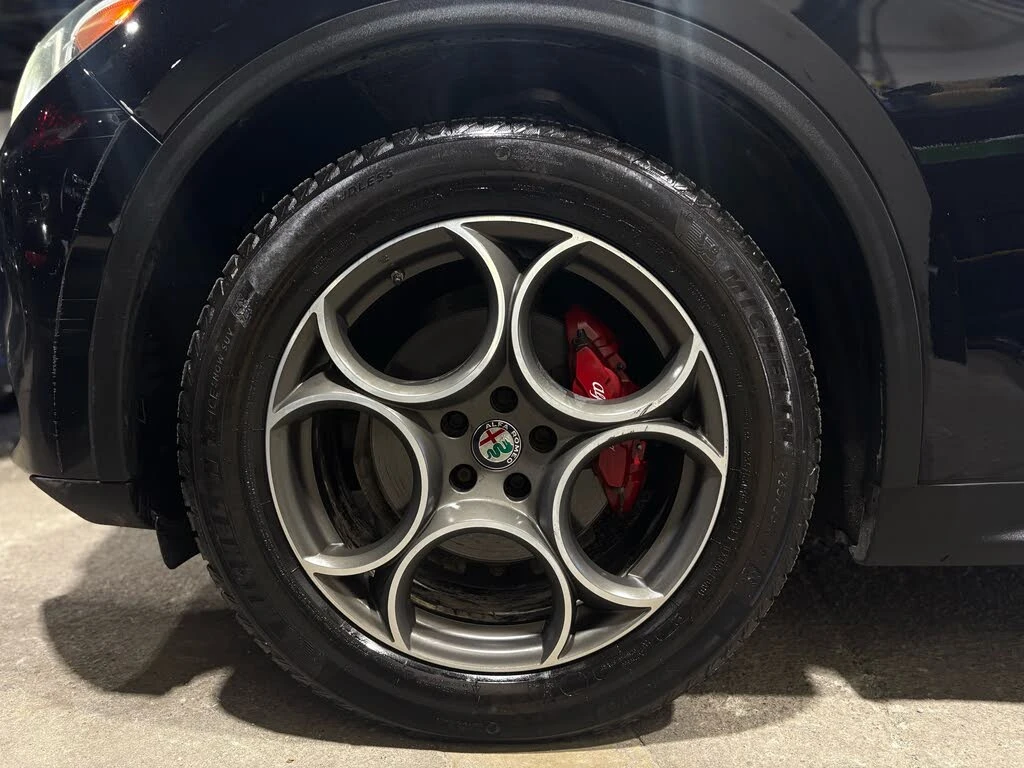 Alfa Romeo Stelvio Sport AWD* ПОДГРЕВ* КАМЕРА* PANORAMA* KEYLESS* , снимка 7 - Автомобили и джипове - 54643332