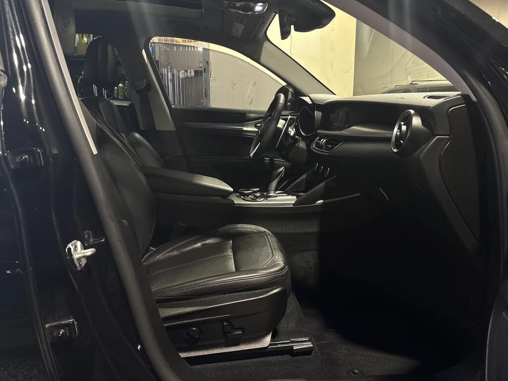 Alfa Romeo Stelvio Sport AWD* ПОДГРЕВ* КАМЕРА* PANORAMA* KEYLESS* , снимка 10 - Автомобили и джипове - 54643332