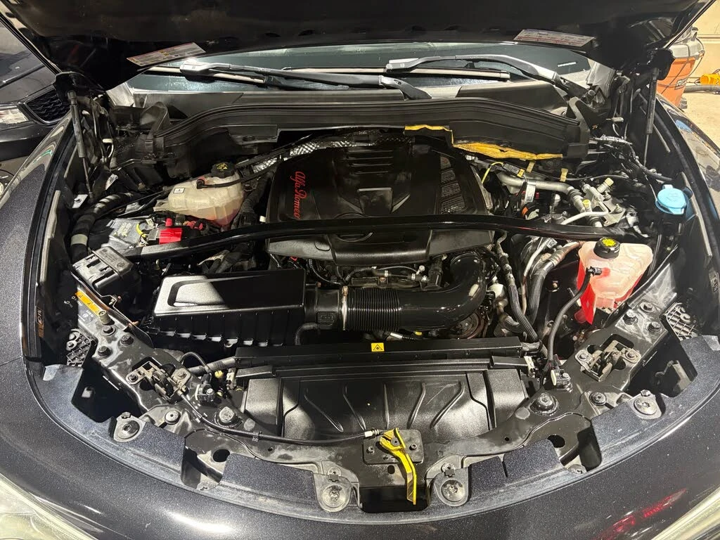 Alfa Romeo Stelvio Sport AWD* ПОДГРЕВ* КАМЕРА* PANORAMA* KEYLESS* , снимка 17 - Автомобили и джипове - 54643332
