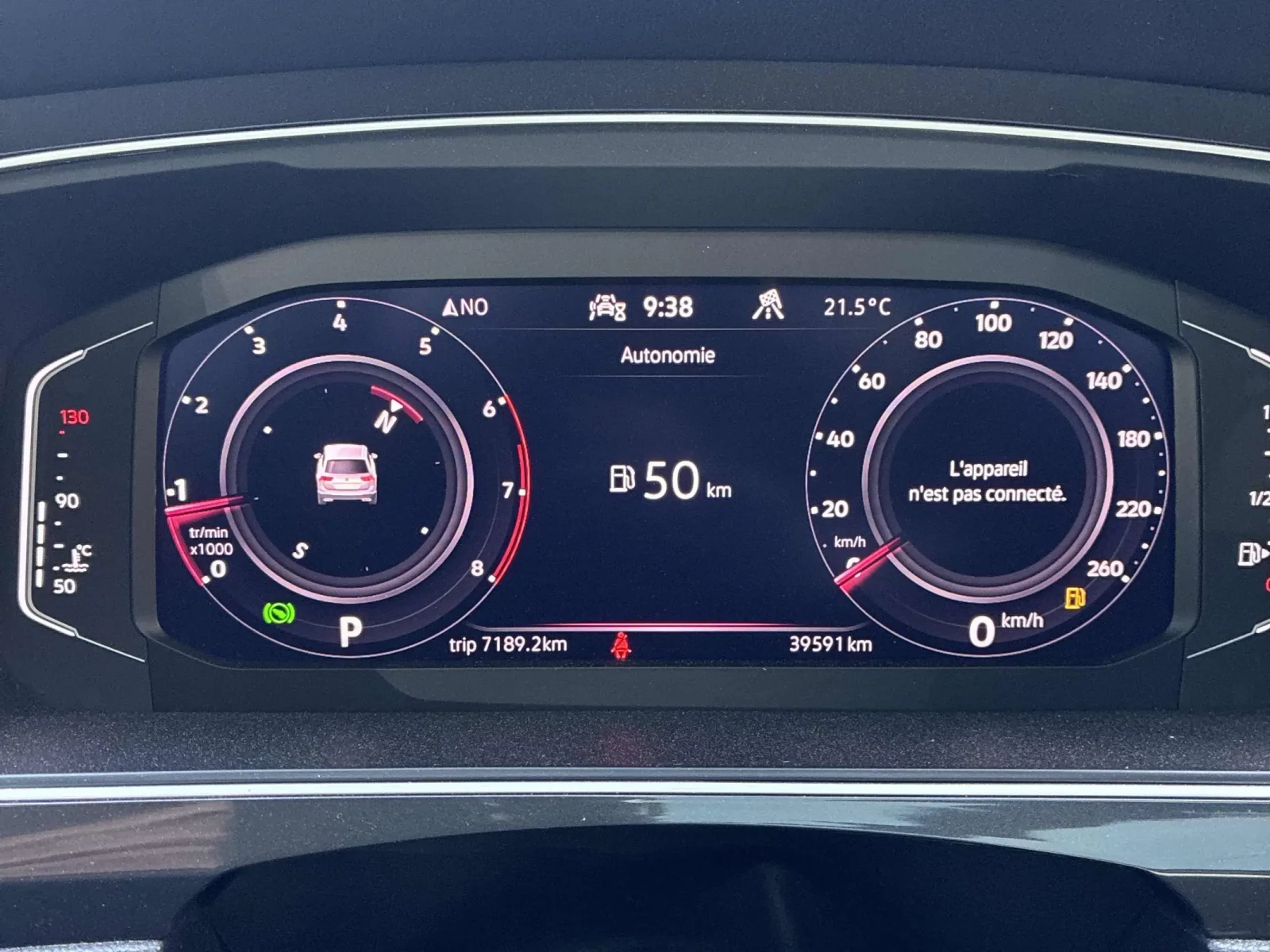 VW Tiguan Comfortline R-Line Black Edition, снимка 12 - Автомобили и джипове - 54870397
