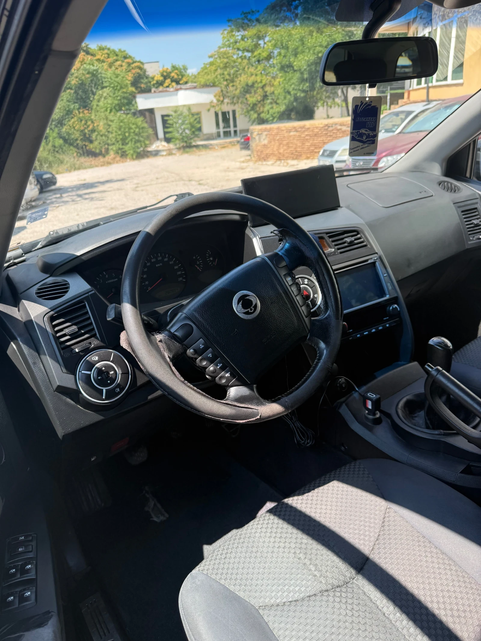 SsangYong Kyron 2.0 XDi 4x4, снимка 6 - Автомобили и джипове - 55606504