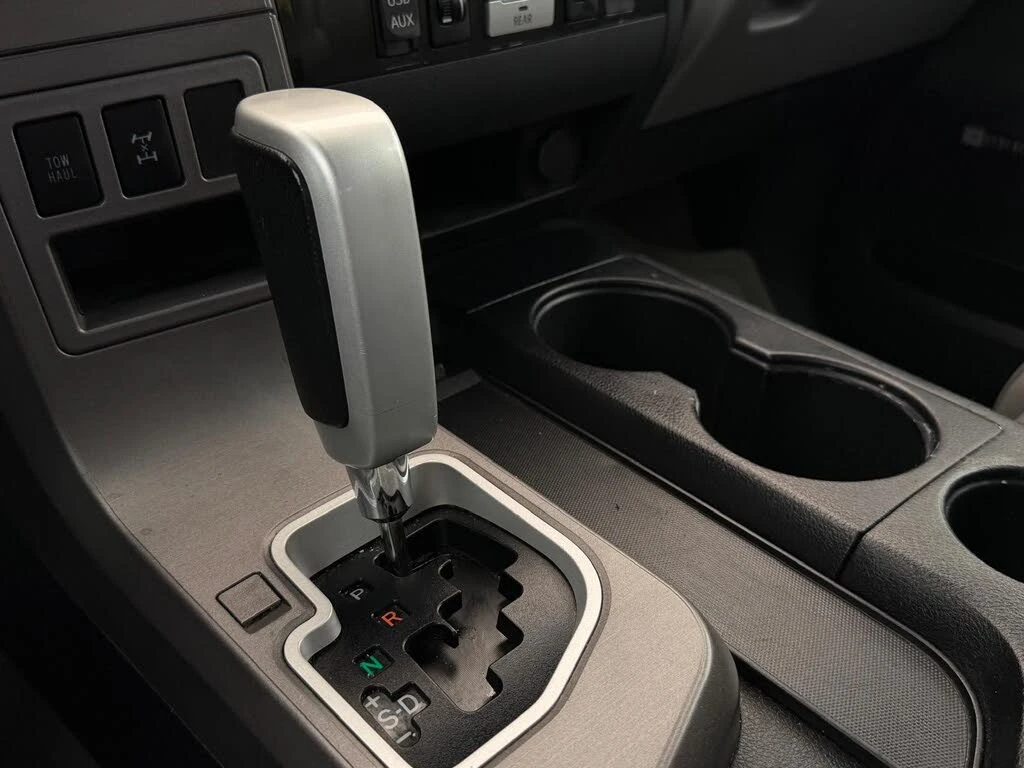 Toyota Sequoia 5.7* 4x4* LIMITED* �������* CAM* PODGREV* JBL-AUDI | Mobile.bg � ����������� 13