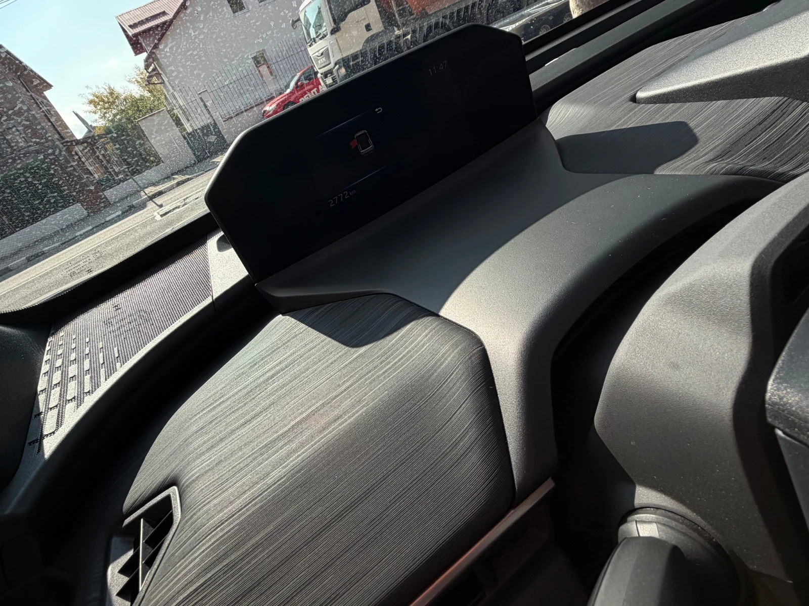 Toyota C-HR, снимка 10 - Автомобили и джипове - 56662952
