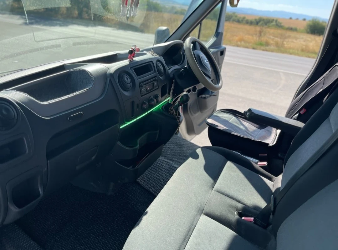 Renault Master, снимка 3 - Бусове и автобуси - 54495584