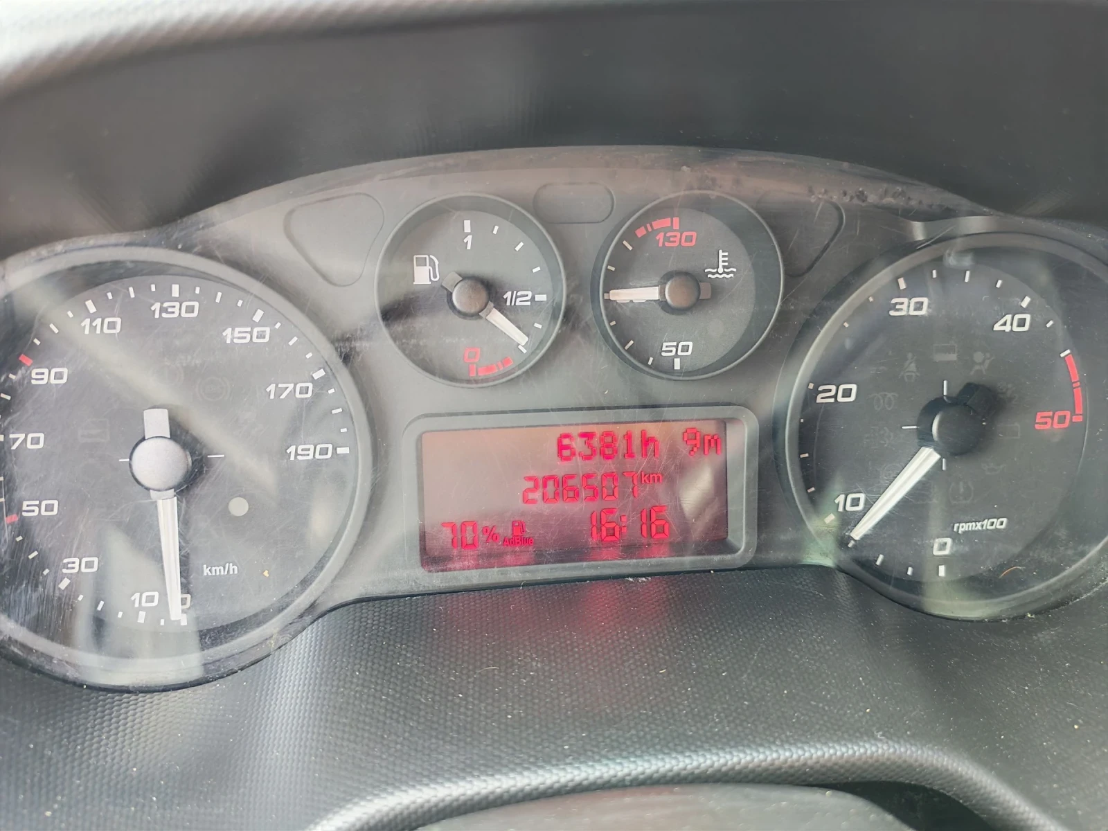 Iveco 35c15  3000 кубика. От -20  до + 30  хладилен, снимка 17 - Бусове и автобуси - 54961604
