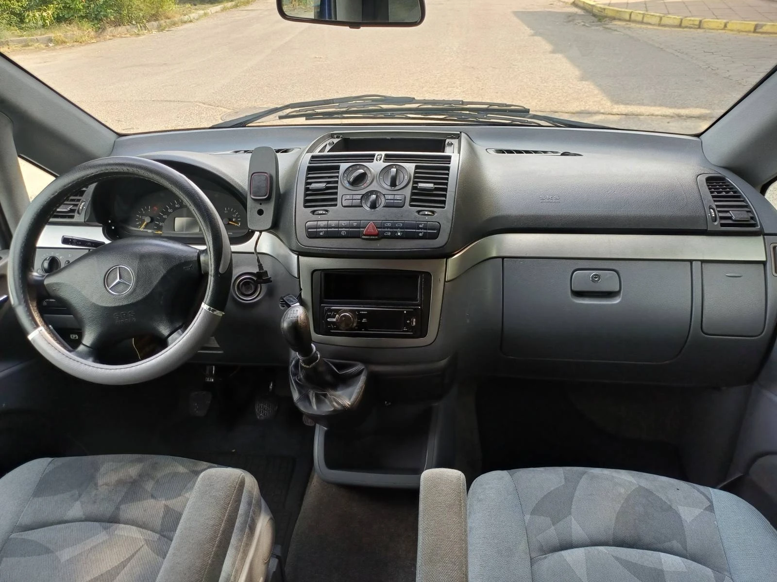 Mercedes-Benz Viano 2.1CDI 8-местен, снимка 12 - Бусове и автобуси - 55429559