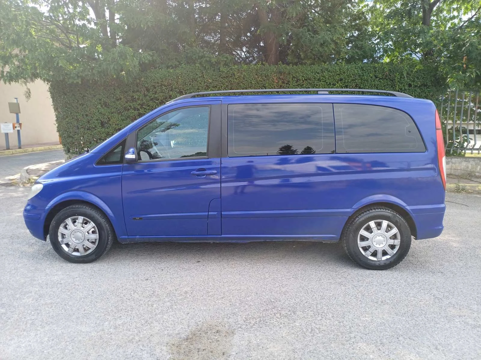 Mercedes-Benz Viano 2.1CDI 8-местен, снимка 4 - Бусове и автобуси - 55429559