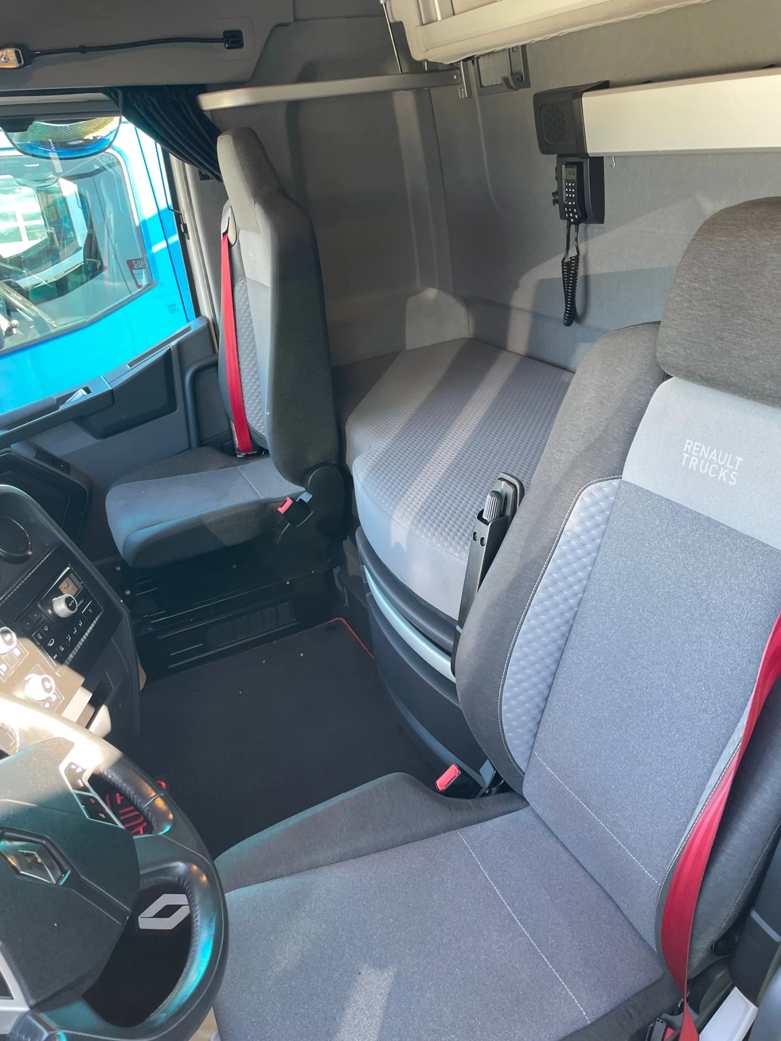 Renault T HIGH 480 - изображение 7