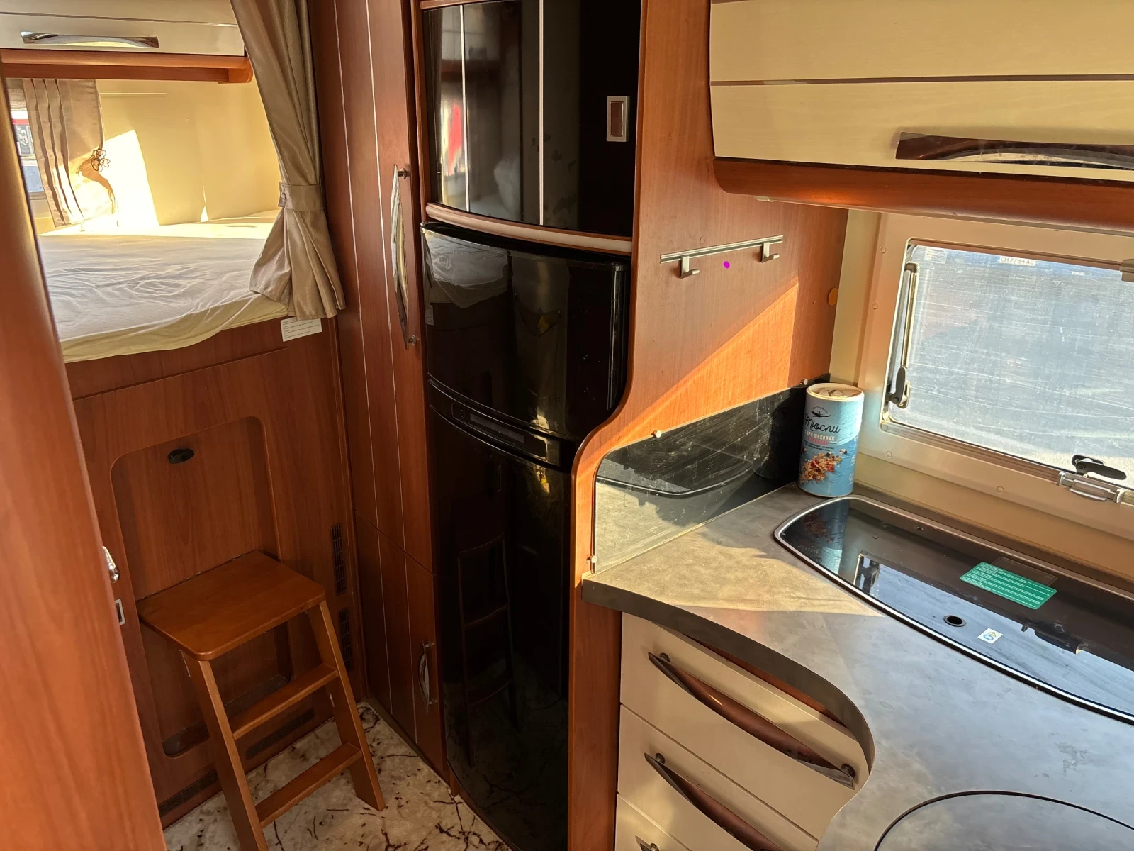 Кемпер Mobilvetta, снимка 8 - Каравани и кемпери - 55682687