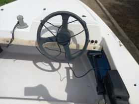 Лодка Rio Ranieri, снимка 11 - Воден транспорт - 45819302