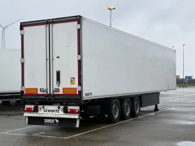 Полуремарке Schmitz HEROS TRUCKS LEASING, снимка 2