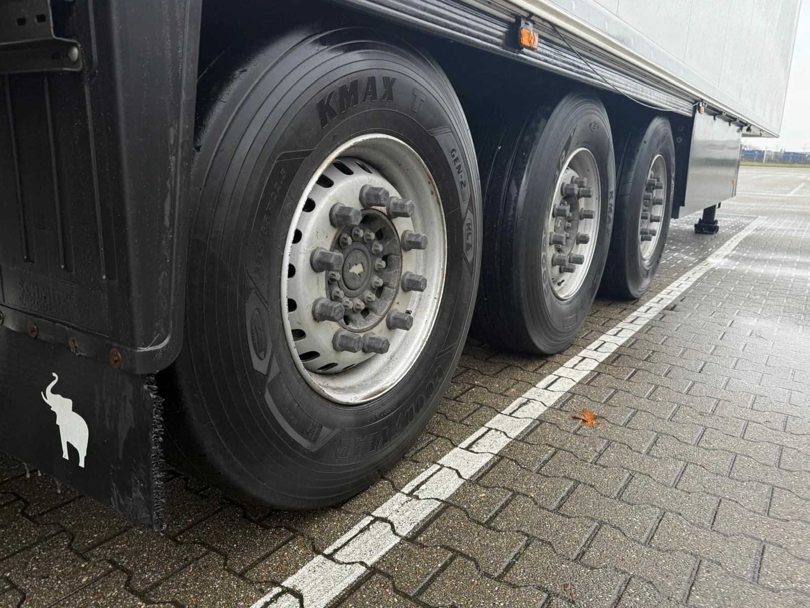 Полуремарке Schmitz HEROS TRUCKS LEASING, снимка 5 - Ремаркета - 54007139