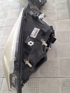 Oригиналини Valeo Фарове за BMW X1 (E84) 2009 предни ляв и десен, снимка 3 - Части - 53269548